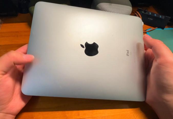 iPad 1的功能大揭秘：看这款经典设备如何引领平板电脑革命！