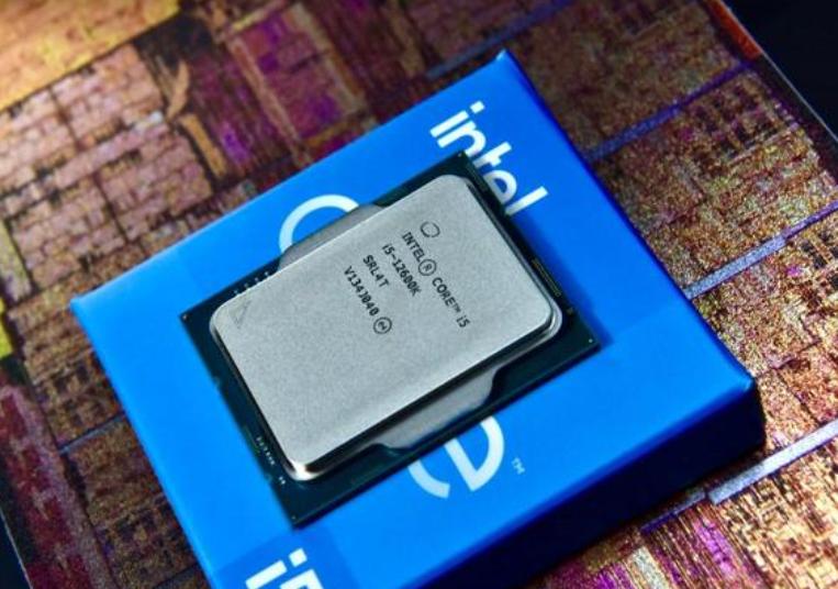 i9级xeon2690处理器怎么样