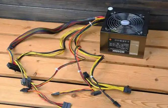 航嘉电源 WD500 怎么上 B85 主板