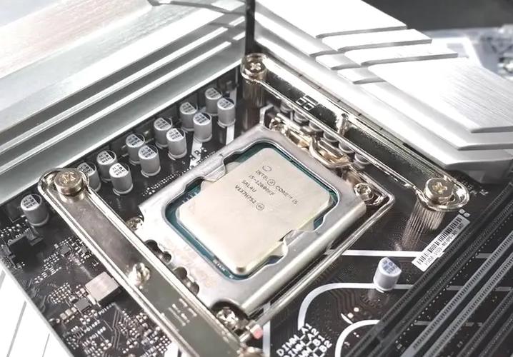 i5 CPU 怎么安装？详细步骤让你轻松上手！