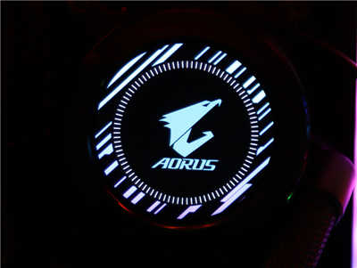 带萤幕最智慧的水冷系统！技嘉AORUS WATERFORCE X 240开箱评测(45)