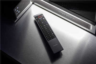 Philips X Porsche Design 联名顶级4K量子点70吋智慧电视 70PD9000 开箱心得分享(3)