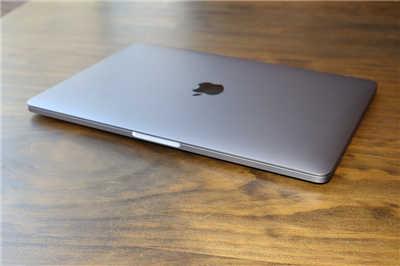 续航力爆发！Apple MacBook Pro 13 吋 M1晶片版本开箱、内部结构与电池测试分享(10)