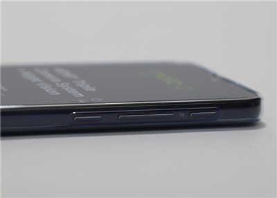 超高性价比6.5吋大萤幕5000mAh手机－Motorola G9 Play开箱评测(11)