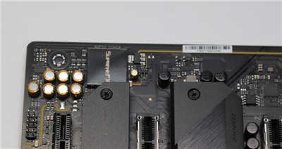 规格超华丽华硕 ROG STRIX Z590-E GAMING WIFI 主机板开箱(11)