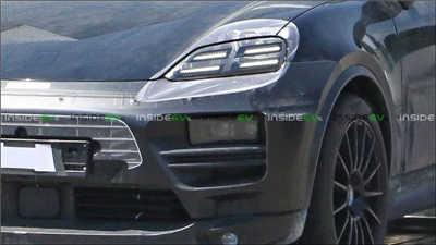 Porsche Macan EV 纯电版本内装谍照曝光 与 Taycan 有诸多相似设计(5)