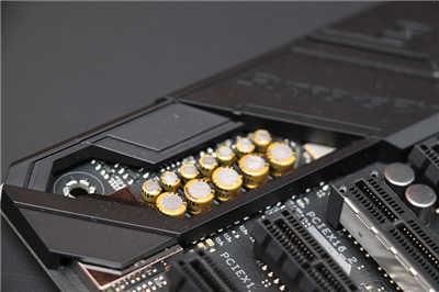 华硕 ROG MAXIUMS XI HERO 电竞主机板开箱分享(7)
