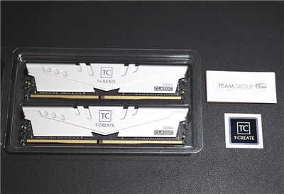 十铨 T-CREATE CLASSIC 10L DDR4-3200 32GBx2 记忆体开箱评测(4)