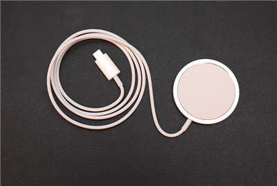 除了iPhone 12还能充这些 Apple MagSafe 充电器开箱分享(5)