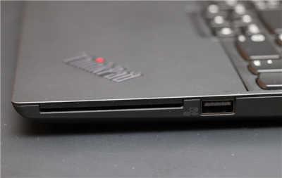 创作者行动办公的最佳利器 ThinkPad P15s 行动工作站开箱评测(14)