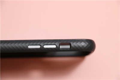 Moshi Overture iPhone 12 磁吸可拆式卡夹型皮套开箱(4)