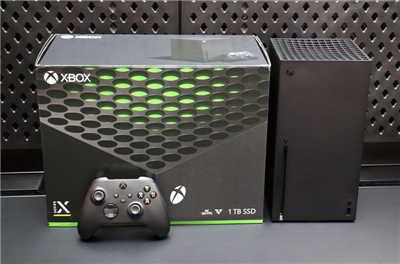 Xbox Series X 开箱初体验　希捷外接式资料储存卡同步亮相