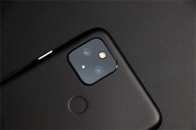 Google Pixel 4a 5G 开箱 + PK Pixel 5 5G(10)