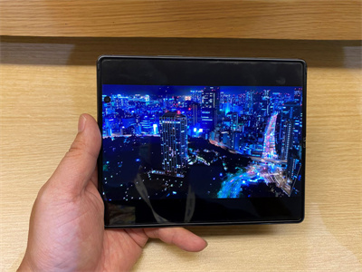 三星 Galaxy Z Fold2 5G 全球首创于空中发表(6)