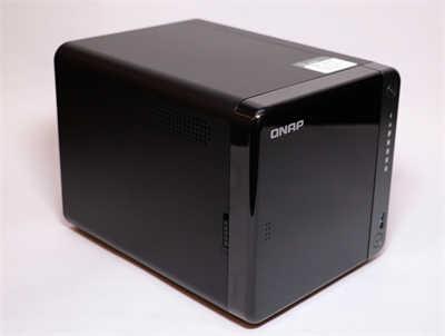NAS DIY 超简单！扩充性超强的 QNAP TS-453D 开箱测试分享