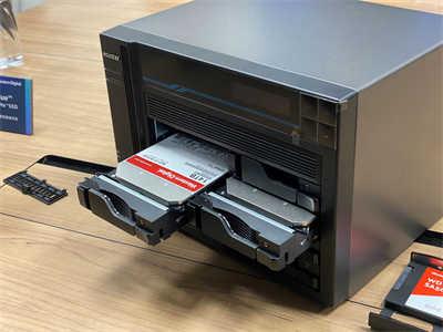 最佳的NAS储存装置选择！Western Digital Red NAS 系列 14TB HDD 与 SA500 1TB(33)