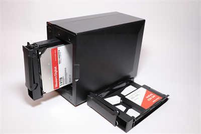 最佳的NAS储存装置选择！Western Digital Red NAS 系列 14TB HDD 与 SA500 1TB