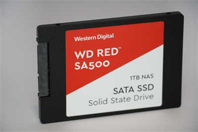 最佳的NAS储存装置选择！Western Digital Red NAS 系列 14TB HDD 与 SA500 1TB(3)