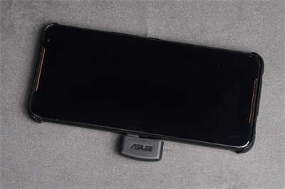 TUF Gaming H3 Wireless电竞耳机/7.1环绕音效、2.4 GHz超低延迟、USB-C接收(15)