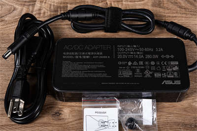 小太阳！ROG Swift PG32UQX电竞萤幕开箱/最强PC萤幕(14)