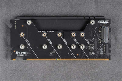 ASUS ROG Maximus XIII Extreme(M13E) 主机板/满版金属装甲强效散热(18)