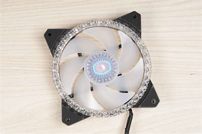 Cooler Master MASTERFAN MF120 PRISMATIC、MF140 HALO风扇/水晶灯效(7)