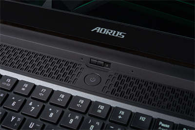 GIGABYTE AORUS 17G开箱/机械神鹰RTX 3080,FHD 300Hz超狂规格(7)