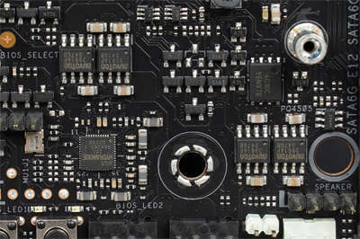 ASUS ROG Maximus XIII Extreme(M13E) 主机板/满版金属装甲强效散热(58)