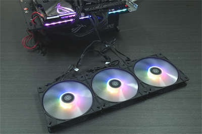 ASUS ROG Maximus XIII Extreme(M13E) 主机板/满版金属装甲强效散热(29)