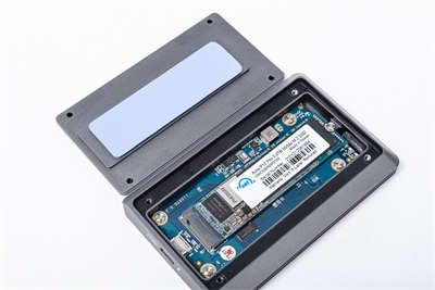 OWC Envoy Pro FX 随身NVMe SSD开箱(12)