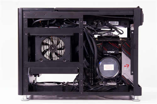 JONSPLUS i100 Pro ITX机壳开箱/支援360水冷、可变分舱让玩家自由选择显卡摆放方式(28)