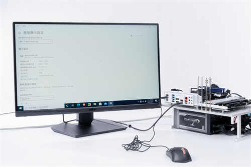 GIGABYTE Z590 VISION G开箱测试/简洁白色外观、内容创作者务实功能导向(70)