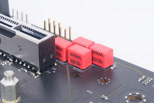 ASRock X570 TAICHI Razer Edition开箱测试/独家信仰联名款、Razer Chroma(35)