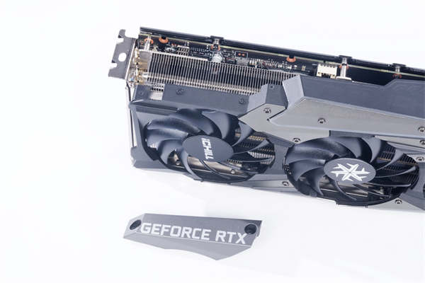 INNO3D GeForce RTX 3060 Ti iCHILL X3开箱测试/三风扇六热导管，优质散热的好选择(7)