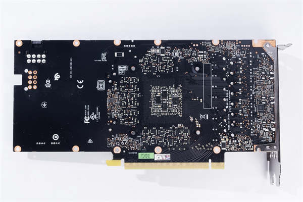 INNO3D GeForce RTX 3060 Ti iCHILL X3开箱测试/三风扇六热导管，优质散热的好选择(21)