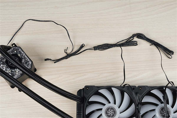 SilverStone Ice Gem一体式水冷散热器/钻石灯效超吸睛，240、280、360 一次到位(23)