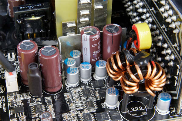 Thermaltake Toughpower PF1 850w开箱测试/全新单面板PCB设计(34)