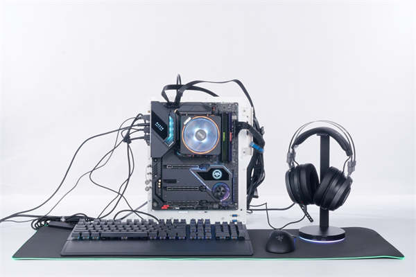ASRock X570 TAICHI Razer Edition开箱测试/独家信仰联名款、Razer Chroma(74)
