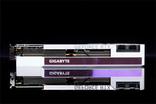GIGABYTE GeForce RTX 3080 VISION OC 10G开箱测试/主打创作者的崭新显卡定位(5)