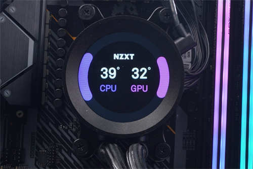 NZXT Kraken Z53一体式水冷开箱/2.36吋圆形全彩LCD萤幕、240mm规格适合小机壳(27)