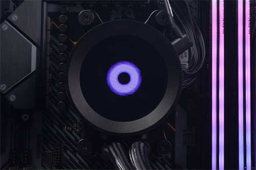 NZXT Kraken Z53一体式水冷开箱/2.36吋圆形全彩LCD萤幕、240mm规格适合小机壳(30)