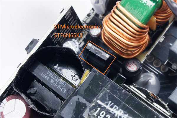 Antec Signature 1000W TITANIUM 80 PLUS钛金电源开箱/钛金等级的超高转换效率标(36)