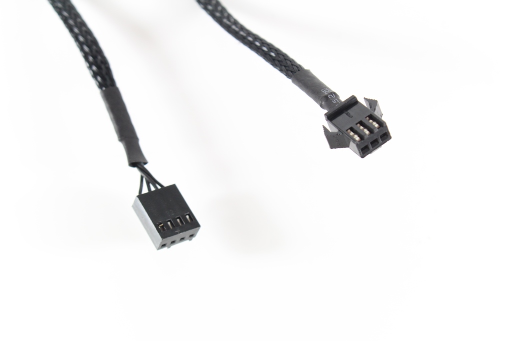 联力LIAN LI UNI FAN SL120积木风扇-串联安装超方便，跟杂乱的线材说再见！(11)