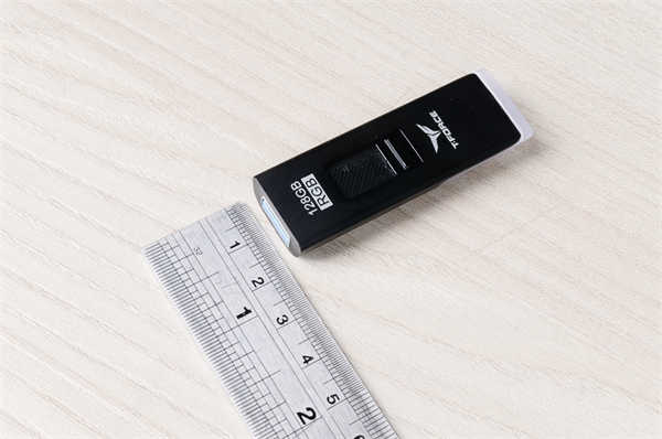十铨 T-FORCE SPARK USB3.2 Gen1 128GB RGB随身碟/创新剩余容量灯效即时显示设计(8)