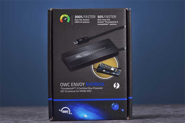 OWC Envoy Express随身Thunderbolt 3 SSD外接盒开箱(1)