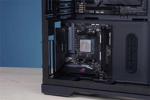 Phanteks Enthoo Pro II全塔式机壳/洗鍊外型、超大空间、大面积通风设计(22)