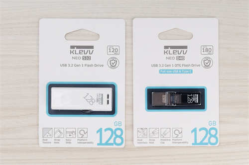 KLEVV NEO S32 & D40 OTG 128GB随身碟大容量高效能小体积USB 3.2 Gen1介面设计(1)