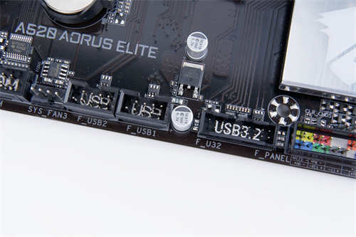 技嘉A520 AORUS ELITE开箱测试/ATX版型设计，AMD的最佳入门主机板选择(8)