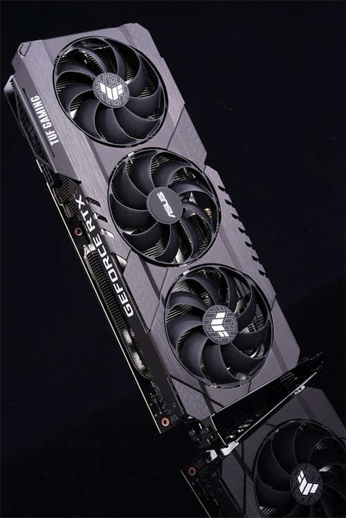 TUF Gaming RTX 3080 O10G GAMING显示卡测试/新TUF标誌设计、新设计散热模组