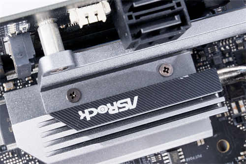 ASRock Z490 PHANTOM GAMING-ITX/TB3/ITX小板搭载TB3、小巧精悍的设计(7)